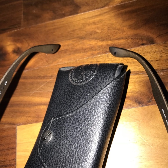 Brown Ray-Ban’s - Picture 3 of 4